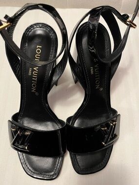 Louis Vuitton Black Patent Leather Ankle-Strap Sandals with LV Accent